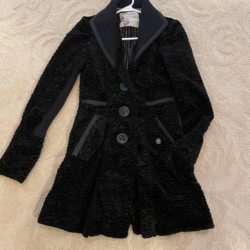 Free People black 3/4 length coat. Faux fur, button down.